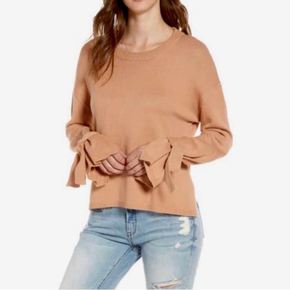 ASTR Small Medium Tan Knit Sweater Tie Sleeve Slit on sides Ribbed Collar & Hem